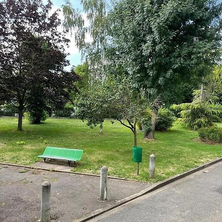 Appartement proche métro Villejuif LA Esterno foto